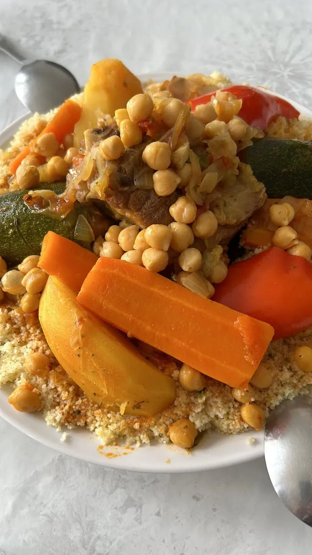 קוסקוס עם ירקות מבושלים